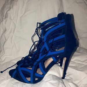 Aldo’s Navy high heel || Shaylla Cut Out Heels